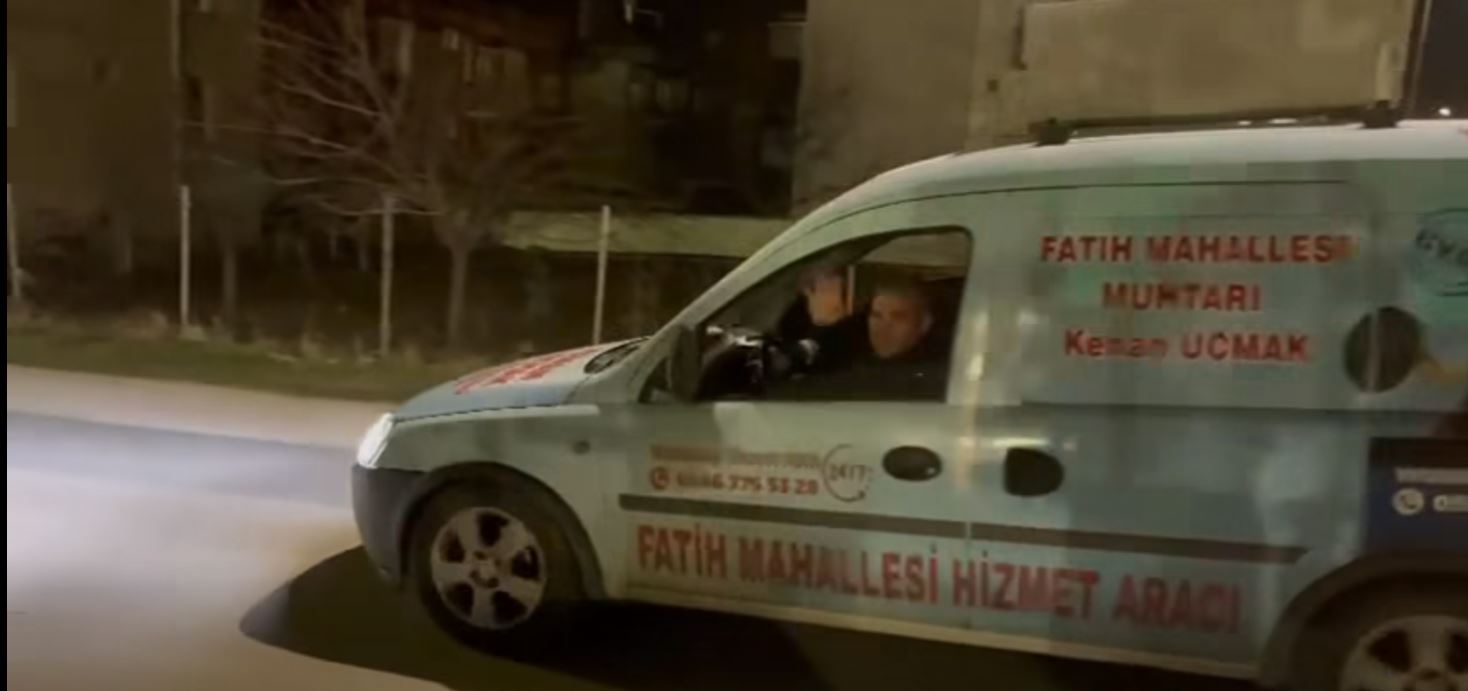 Afyonkarahisar merkez Fatih Mahallesi’nde bu Ramazan alışılmışın dışında bir gelenek