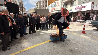 İYİ Parti Afyonkarahisar İl Başkanlığı, haftalık basın toplantısını Nevruz coşkusuyla