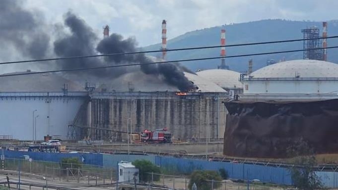 İran ile Lübnan'daki Hizbullah'ın eş zamanlı gerçekleştirdiği misillemenin ardından İsrail'in