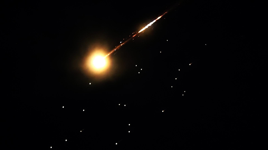 İsrail ordusu, İran'ın başkenti Tahran'a yönelik yeni bir saldırı dalgası