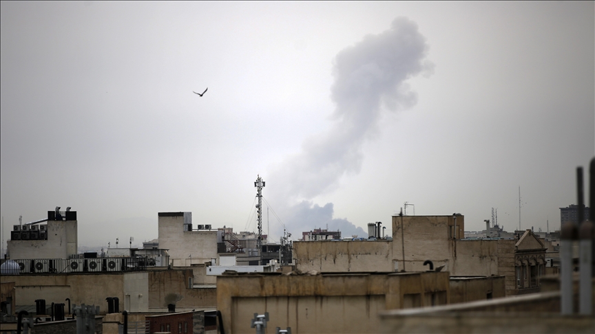 İran'ın Merkezi eyaletinde yerleşim bölgelerine düzenlenen ABD-İsrail saldırısında 11 kişi