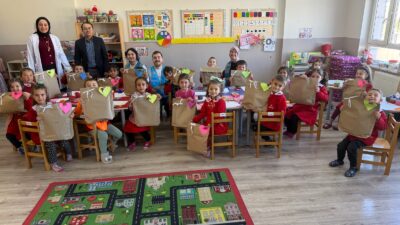 Afyonkarahisar Girişimci Genç Liderler Derneği Ramazan Bayramı öncesinde anaokulu öğrencileri