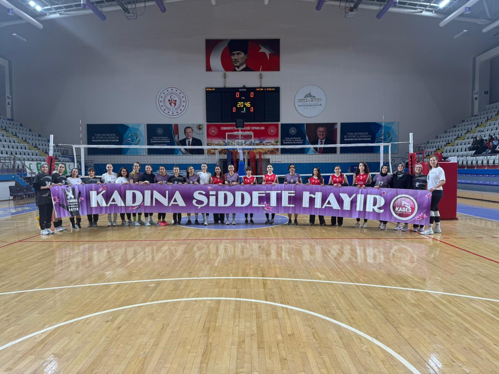 8 Mart Dünya Kadınlar Günü kapsamında düzenlenen voleybol müsabakaları, Prof.