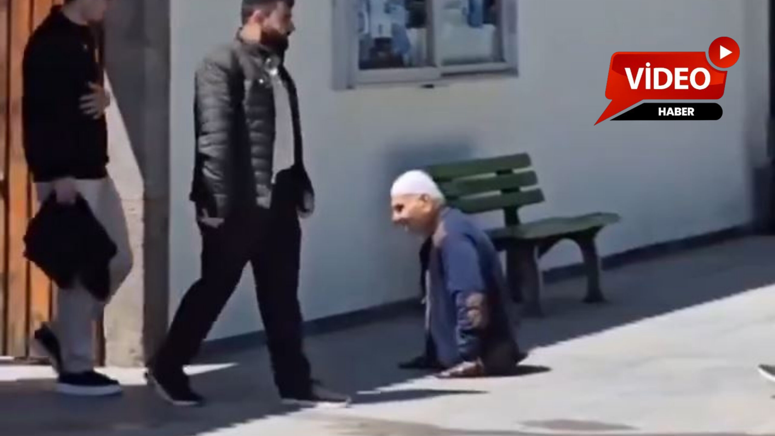 Trabzon’da belden aşağısı olmayan bir abi, her gün 5 vakit