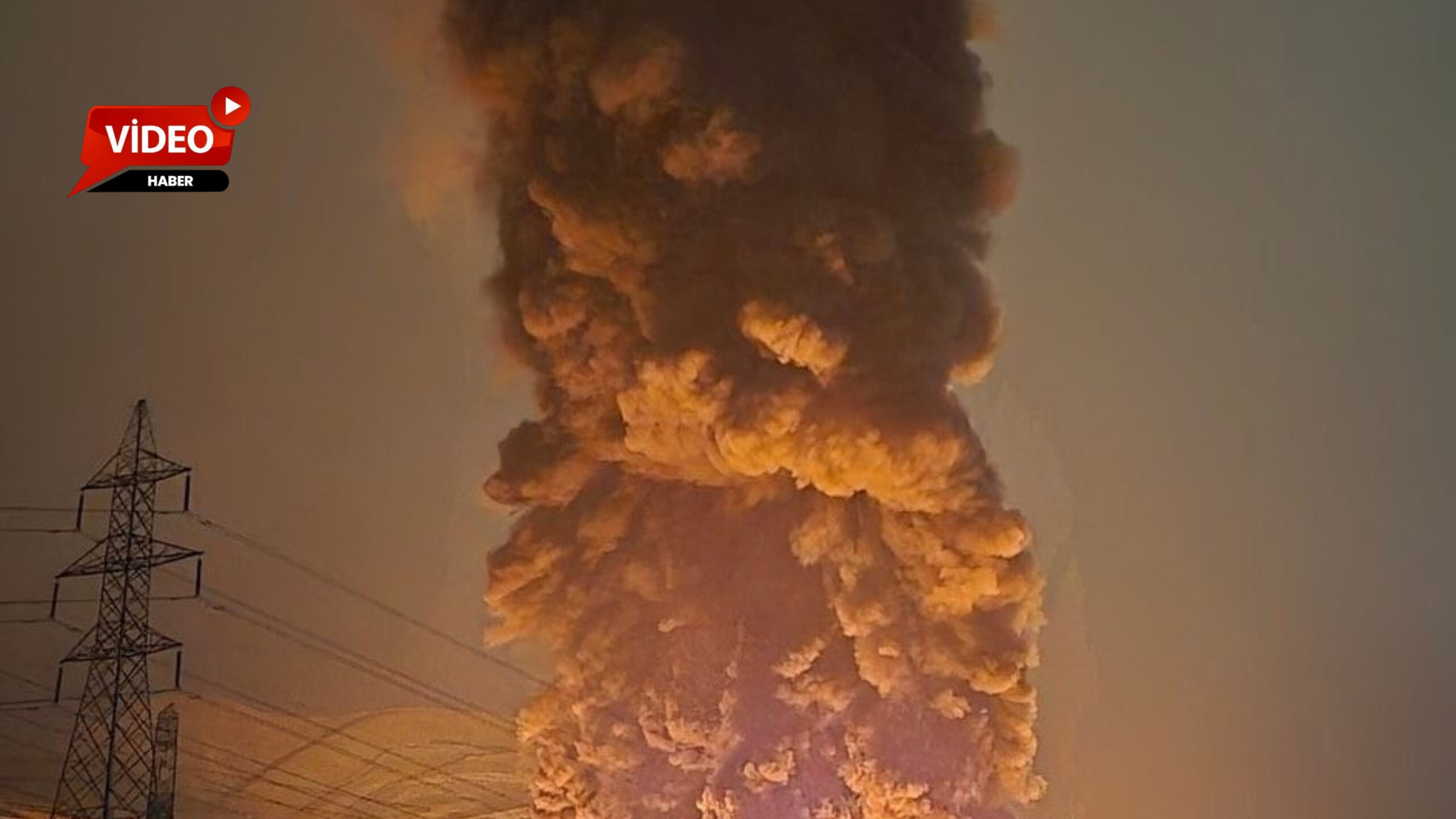 İran’ın İsrail’in güneyindeki Dimona ve Arad şehirlerini hedef alan ağır