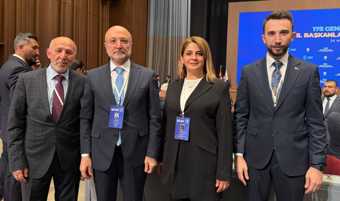 Adalet ve Kalkınma Partisi (AK Parti) Afyonkarahisar İl Başkanlığı heyeti,