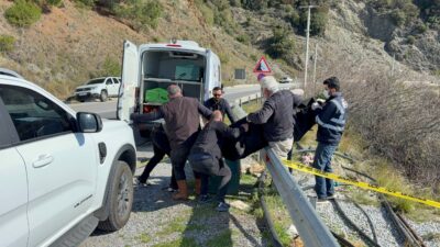 Antalya’nın Gazipaşa ilçesinde dün sabah saatlerinde D-400 kara yolu üzerinde