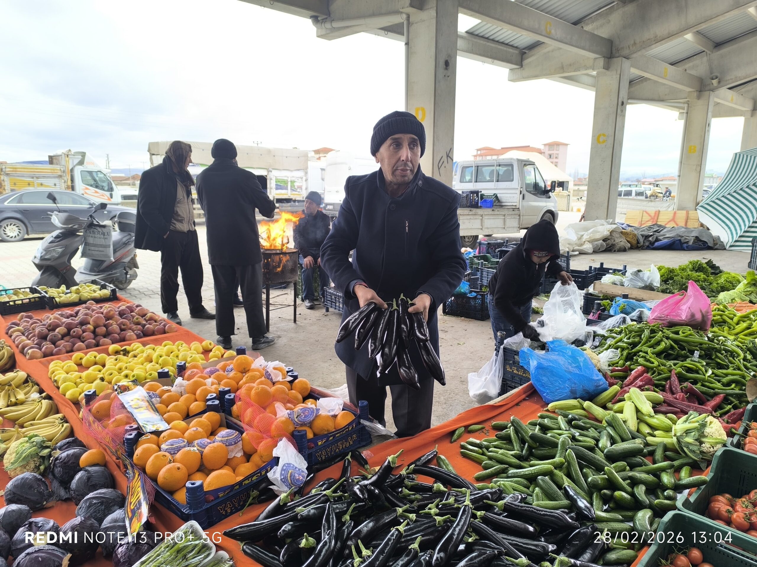 Afyonkarahisar’da kurulan semt pazarlarında bu haftanın zam şampiyonu ilan edilen