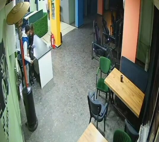 Afyonkarahisar’ın Sandıklı ilçesinde geçtiğimiz hafta sonu bir internet kafede yaşanan