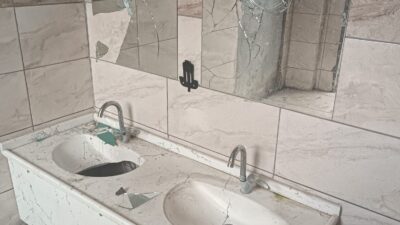 Afyonkarahisar’ın Şuhut ilçesindeki tarihi Ulu Cami’de kimliği belirsiz şahıslar tarafından