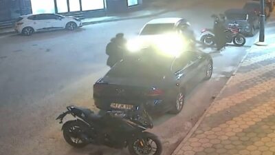 Afyonkarahisar’ın Emirdağ ilçe merkezinde meydana gelen feci trafik kazasında facianın