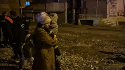 Diyarbakır’ın Bağlar ilçesinde gece yarısı büyük bir panik yaşandı. Mevlana