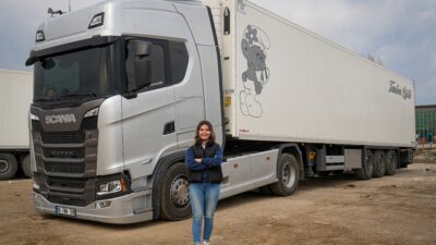 Ankara’da yaşayan 26 yaşındaki üniversite mezunu Başak Güvercin, masa başı