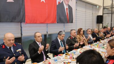 Afyonkarahisar İl Emniyet Müdürlüğü tarafından düzenlenen iftar programı, bu yıl