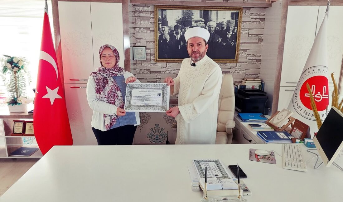 Antalya’nın Manavgat ilçesinde yaşayan Almanya vatandaşı Nicole Gottschalk, İslamiyet üzerine