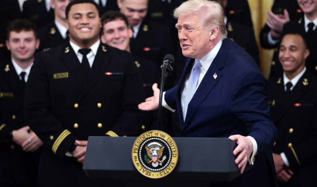 ABD Başkanı Donald Trump, Beyaz Saray'da düzenlenen kupa töreninde yaptığı