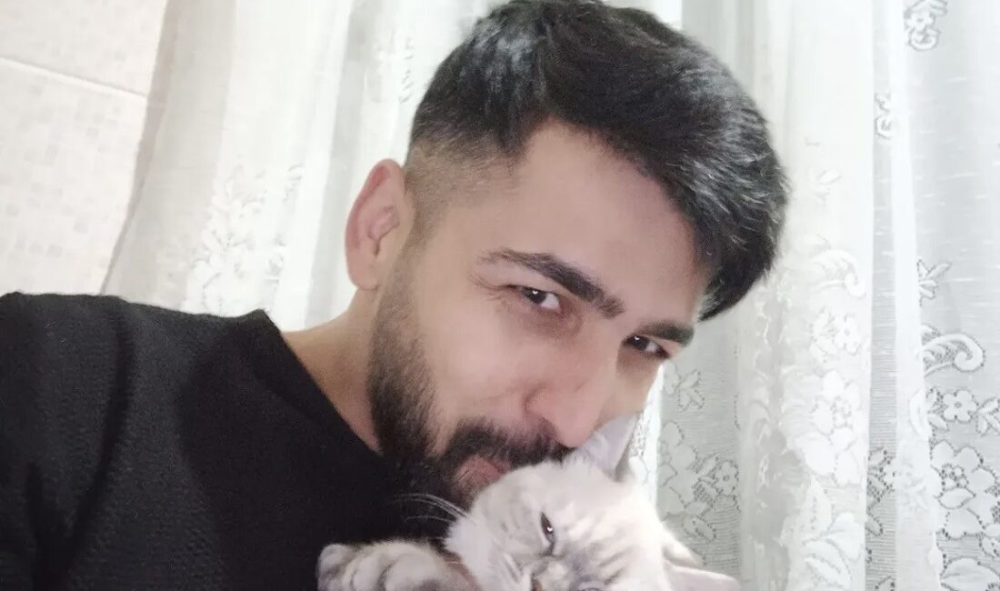 Antalya’nın Kepez ilçesinde, babası ve kardeşiyle birlikte yaşayan 34 yaşındaki