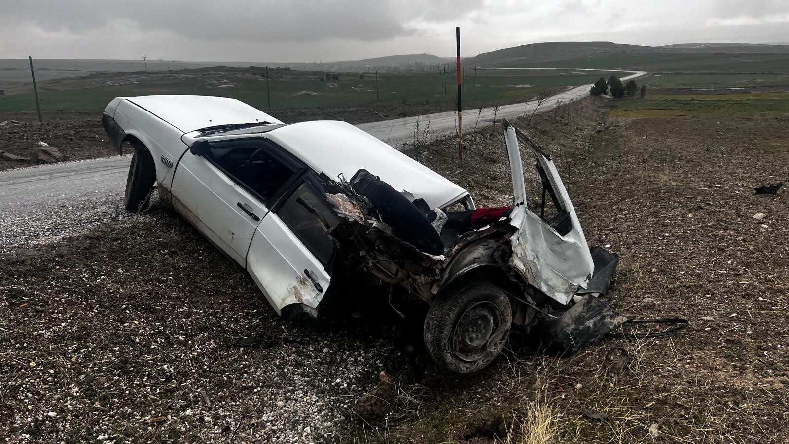Afyonkarahisar’ın Çobanlar ilçesinde sabah saatlerinde meydana gelen trafik kazasında adeta