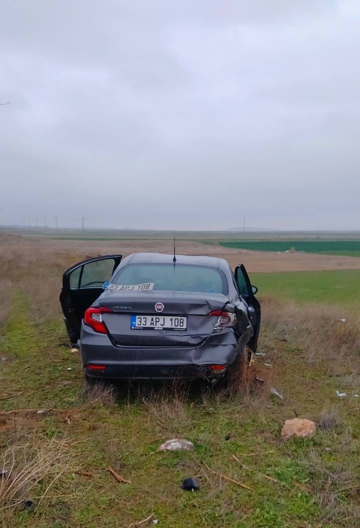 Afyonkarahisar’da sabah saatlerinde meydana gelen trafik kazasında, kontrolden çıkan bir