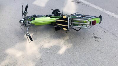 Afyonkarahisar’ın Bolvadin ilçesinde polisin "dur" ihtarına uymayarak kaçan motosiklet sürücüsü,