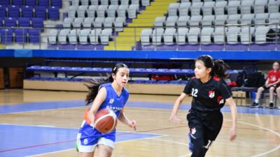 Okul Sporları kapsamında düzenlenen "Küçükler Kız-Erkek Basketbol Grup Müsabakaları", Afyonkarahisar’ın