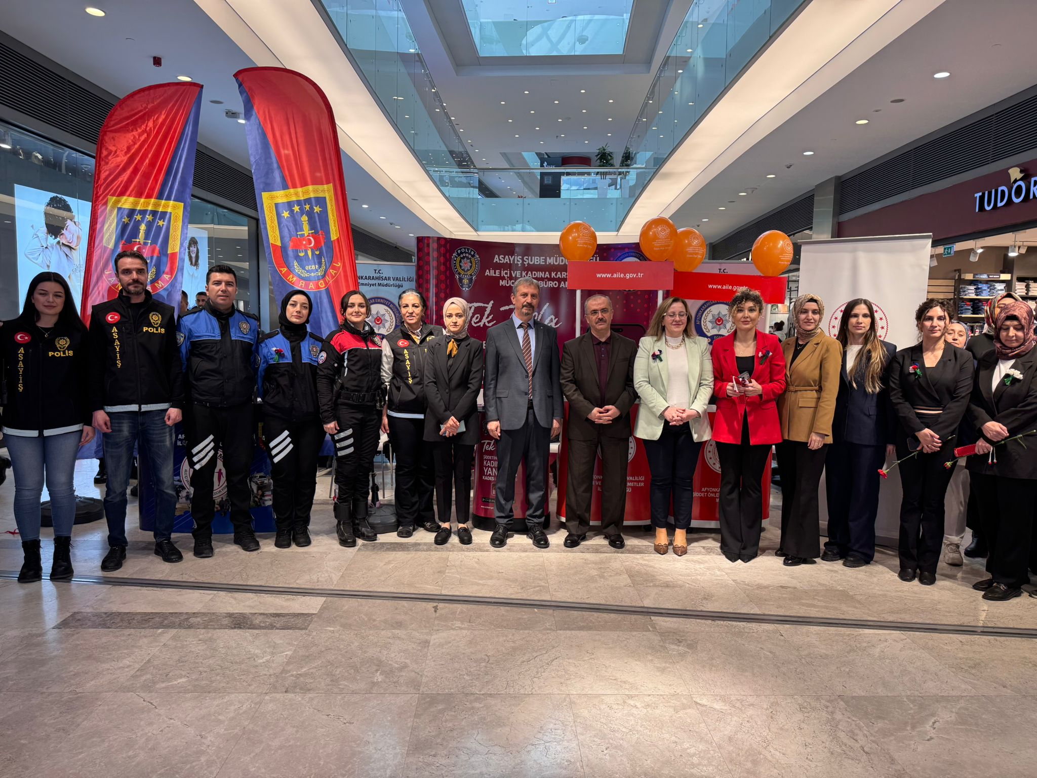 8 Mart Dünya Kadınlar Günü kapsamında Afyonkarahisar İl Emniyet Müdürlüğü