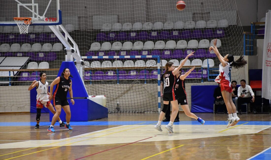 Afyonkarahisar’da düzenlenen Okul Sporları Yıldızlar Basketbol Yarı Final Müsabakaları, teknik