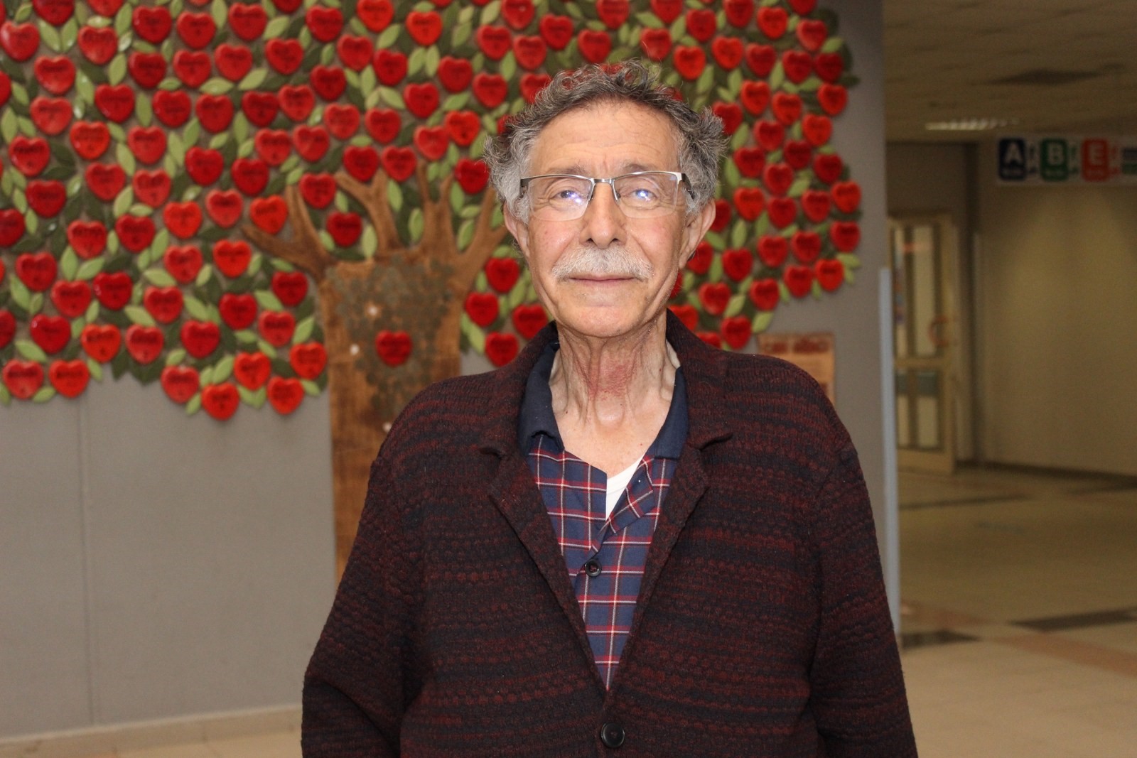 Akdeniz Üniversitesi Hastanesi'nde kadavradan böbrek nakli yapılan emekli Din Kültürü