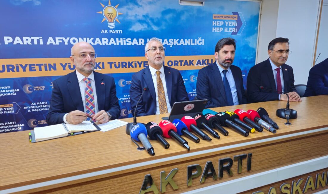 Afyonkarahisar’a gelen Çalışma ve Sosyal Güvenlik Bakanı Prof. Dr. Vedat