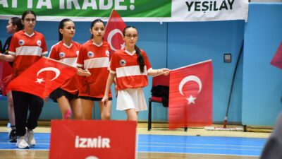 Okul Sporları faaliyet programı kapsamında düzenlenen Badminton Yıldızlar Grup Müsabakaları,