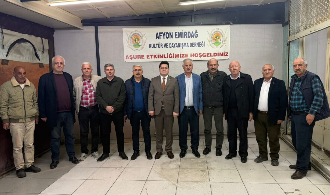 Bolvadin Belediye Başkanı Derviş Aynacı, İzmir’de yaşayan Emirdağlı vatandaşlarla bir