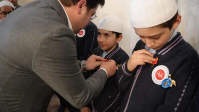 Bolvadin Belediye Başkanı Derviş Aynacı, Hacı Mahmut ve Çarşı Camii’nde