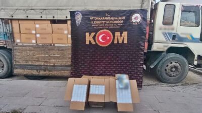 Afyonkarahisar’da kaçakçılıkla mücadele kapsamında gerçekleştirilen operasyonda milyonlarca sahte bandrollü makaron