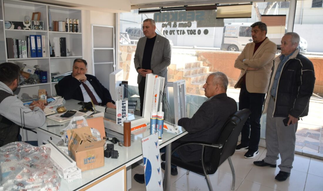 İYİ Parti Afyonkarahisar İl Başkanı Muhammet Mısırlıoğlu ve beraberindeki il