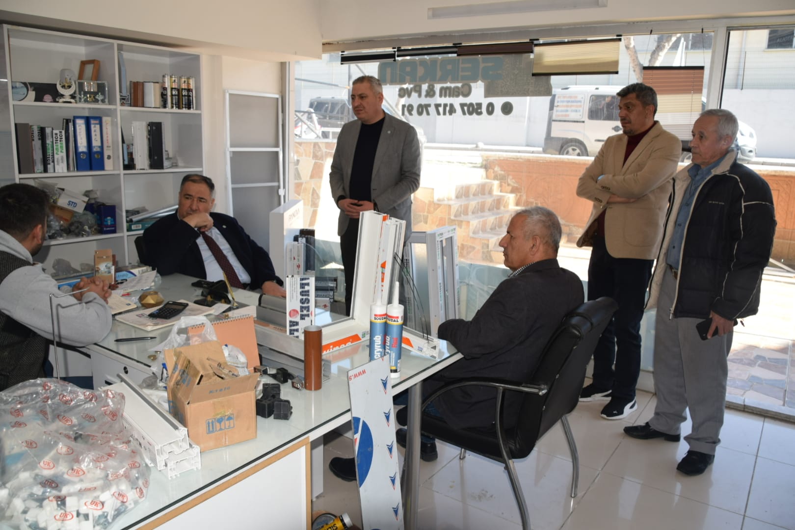 İYİ Parti Afyonkarahisar İl Başkanı Muhammet Mısırlıoğlu ve beraberindeki il