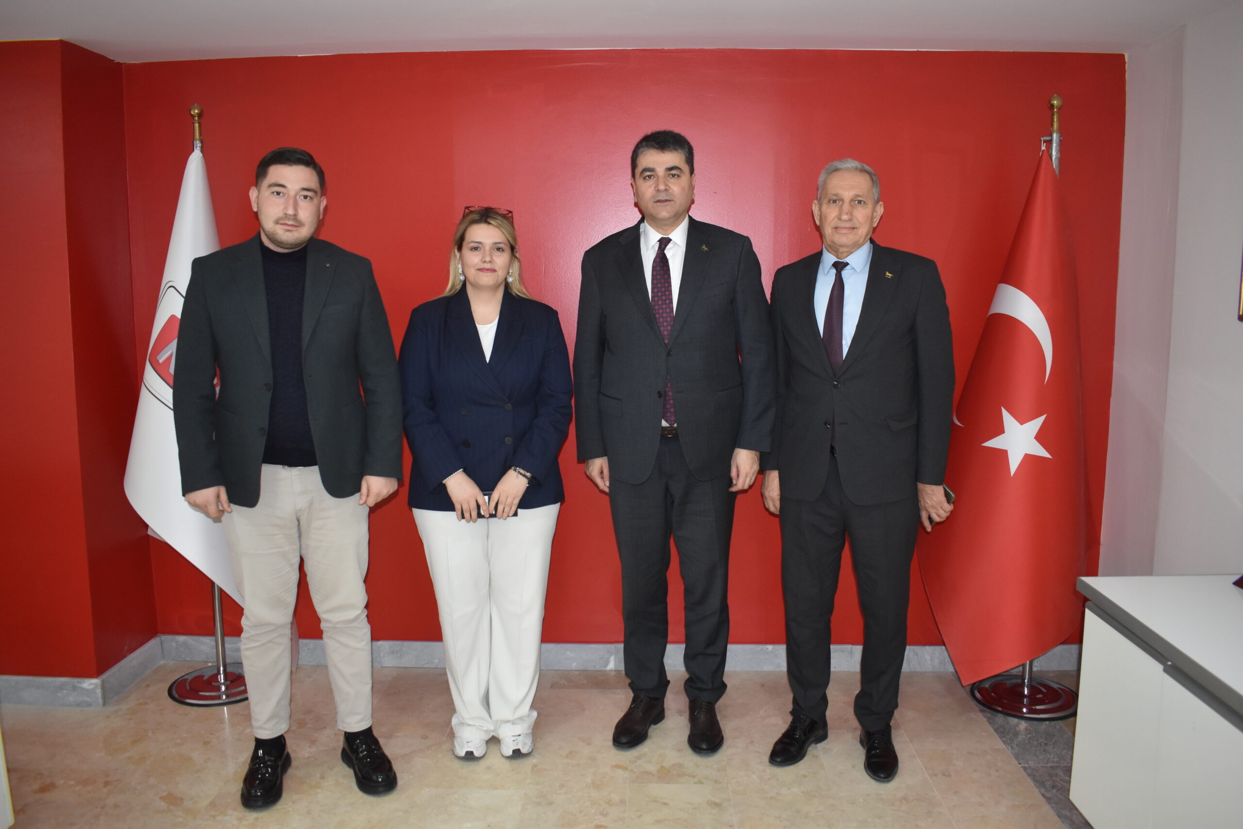 Demokrat Parti Genel Başkanı Gültekin Uysal ve Demokrat Parti Afyonkarahisar