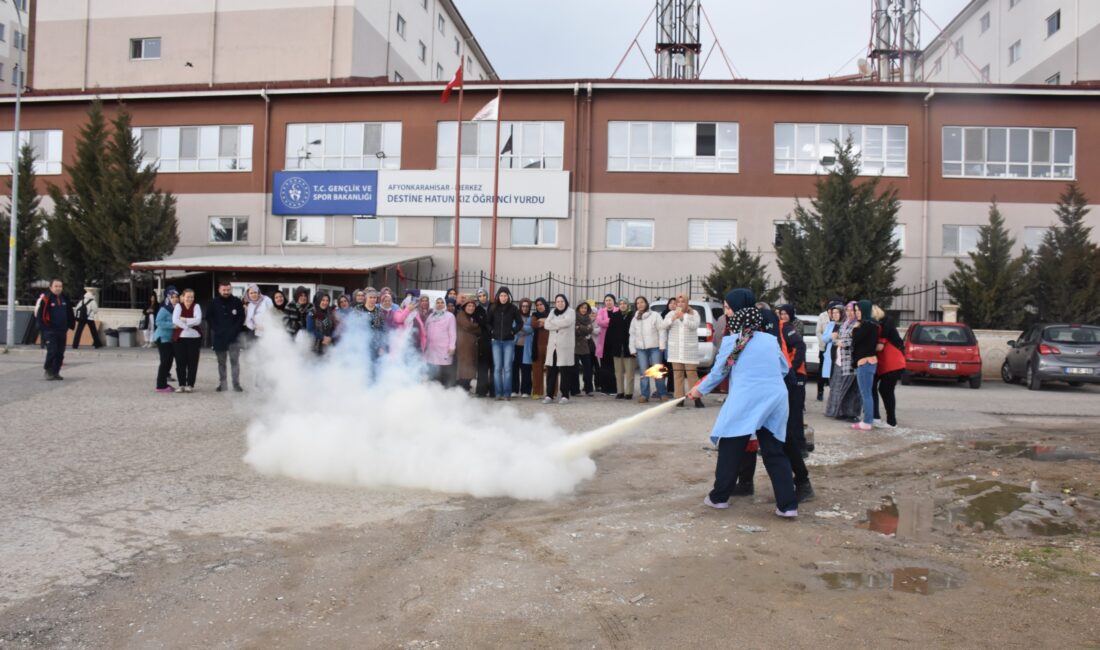 Bacım Sultan Yurdu ve Destine Hatun Yurdu’nda afet farkındalık eğitimi,