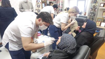 Afyonkarahisar sağlık bilimleri üniversitesi diş hekimliği fakültesi öğrenci ve yönetimi