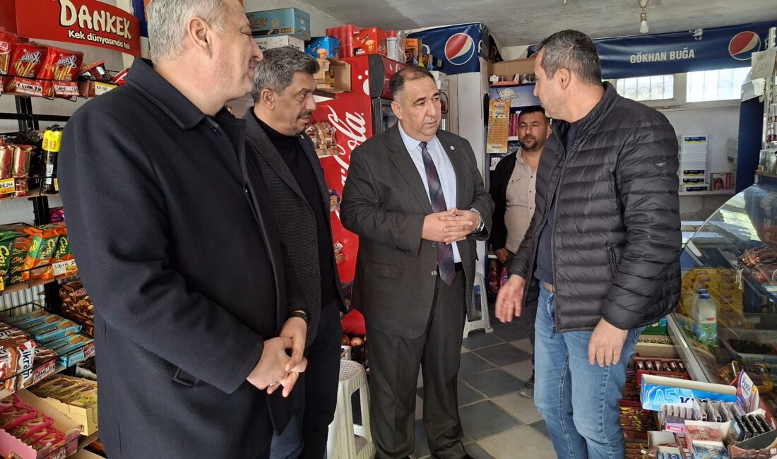 İYİ Parti Afyonkarahisar İl Başkanı Muhammet Mısırlıoğlu, İl Sekreteri Şaban