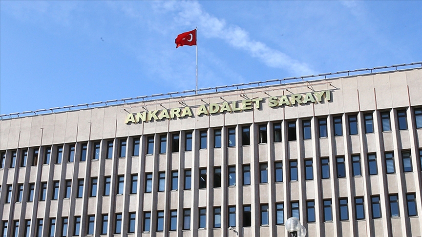 FETÖ'nün "kamu mahrem yapılanması"na yönelik soruşturmada, 3 şüpheli hakkında gözaltı