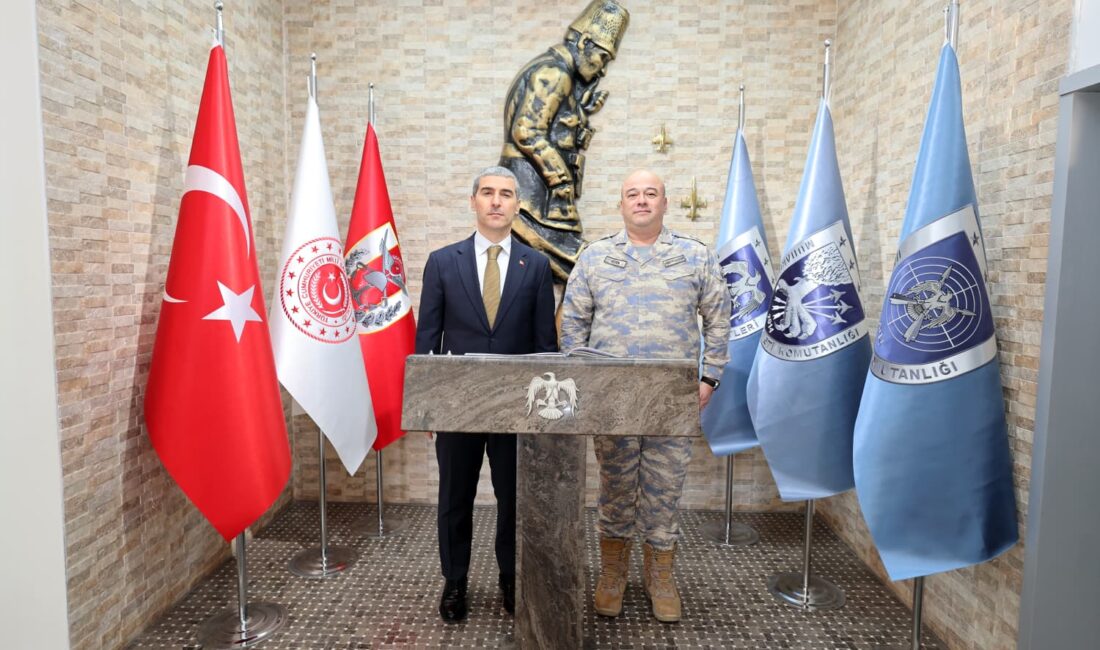 Afyonkarahisar Valisi Dr. Naci Aktaş, şehirdeki iadeiziyaretleri kapsamında 17. Hava