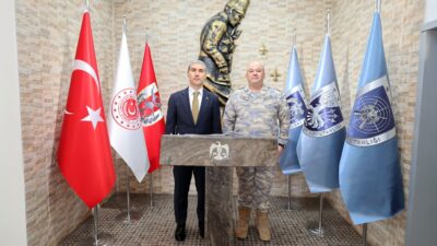 Afyonkarahisar Valisi Dr. Naci Aktaş, şehirdeki iadeiziyaretleri kapsamında 17. Hava