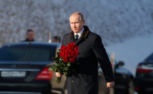 Rusya Devlet Başkanı Vladimir Putin, 8 Mart Dünya Kadınlar Günü