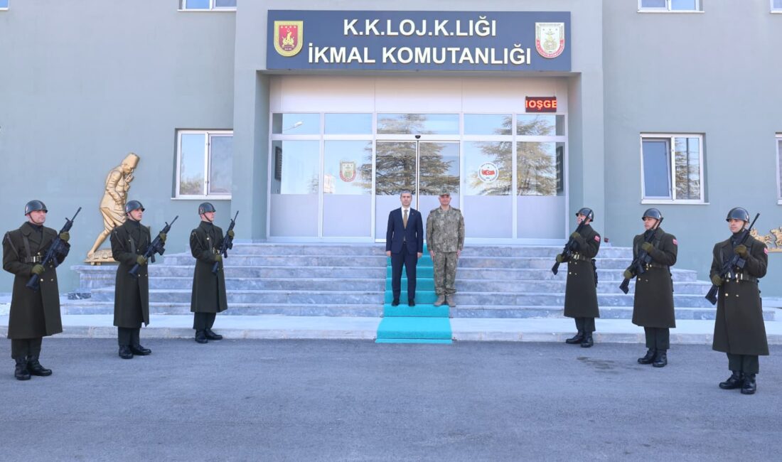 Afyonkarahisar Valisi Dr. Naci Aktaş, şehirdeki iadeiziyaretleri kapsamında İkmal ve