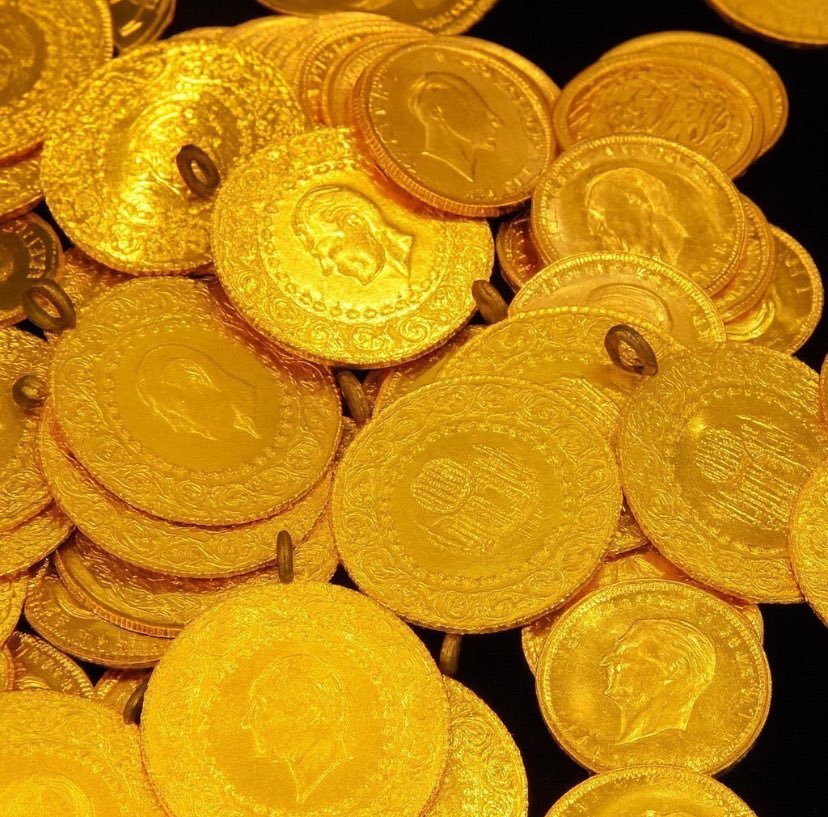 Küresel piyasalarda haftanın ilk işlem gününde altın fiyatlarında sınırlı bir