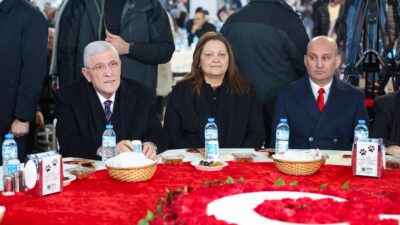 Ramazan ayının manevi iklimi, Afyonkarahisar’da siyasetin ezberlerini bozan anlamlı bir