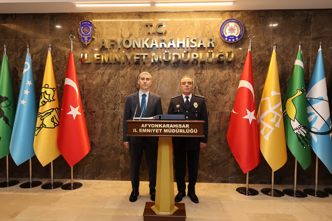 Afyonkarahisar Valisi Dr. Naci Aktaş, şehrin asayiş ve güvenlik gündemini