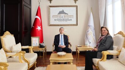 Afyonkarahisar Belediye Başkanı Burcu Köksal, Valimiz Dr. Naci Aktaş’a hayırlı