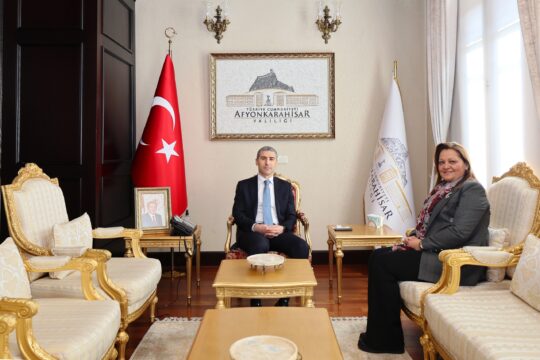 Afyonkarahisar Belediye Başkanı Burcu Köksal, Vali Dr. Naci Aktaş’a hayırlı