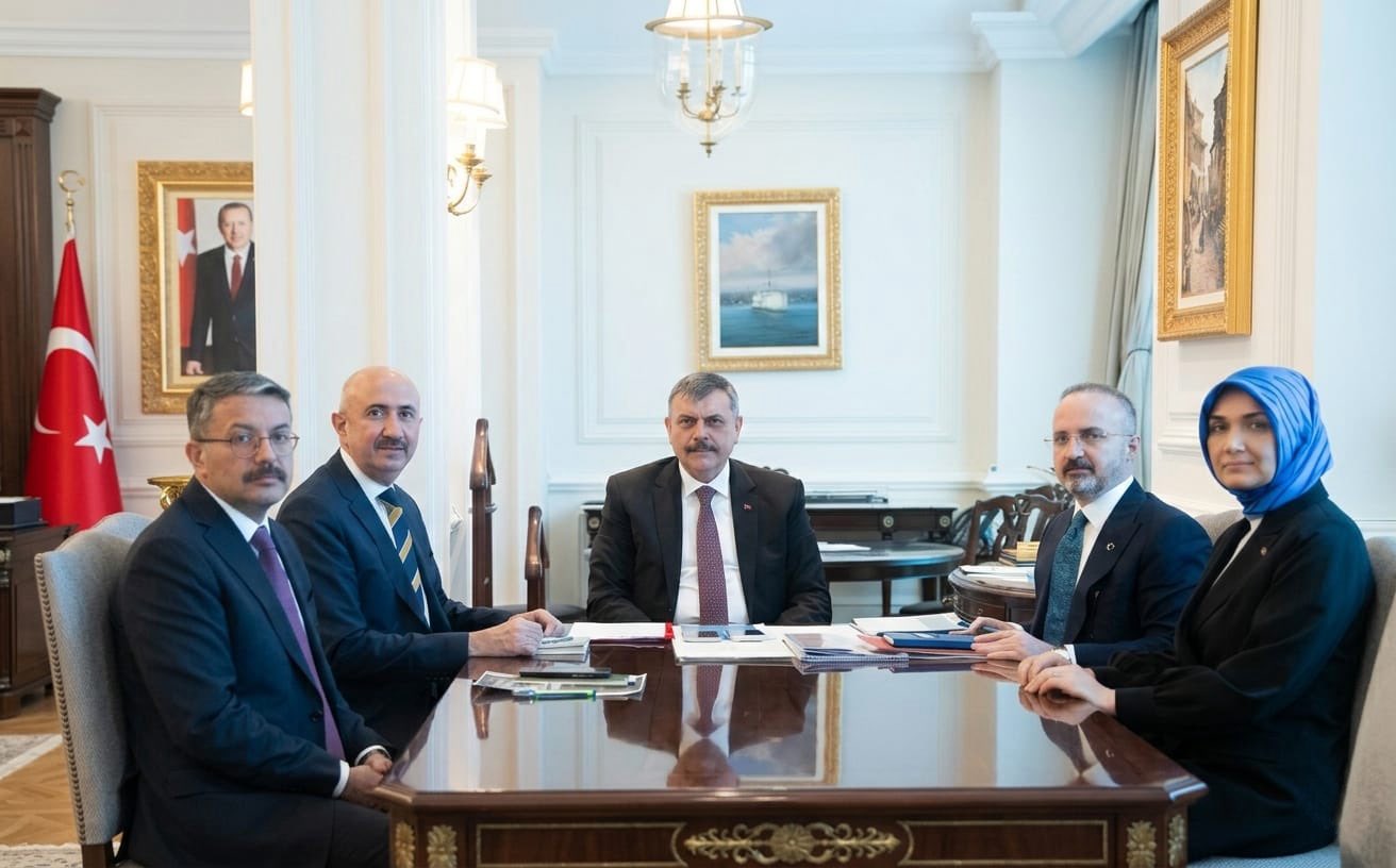 Cumhurbaşkanlığı kararnamesiyle atanan Bakan Yardımcılarının görev dağılımı netleşti. İçişleri Bakanı